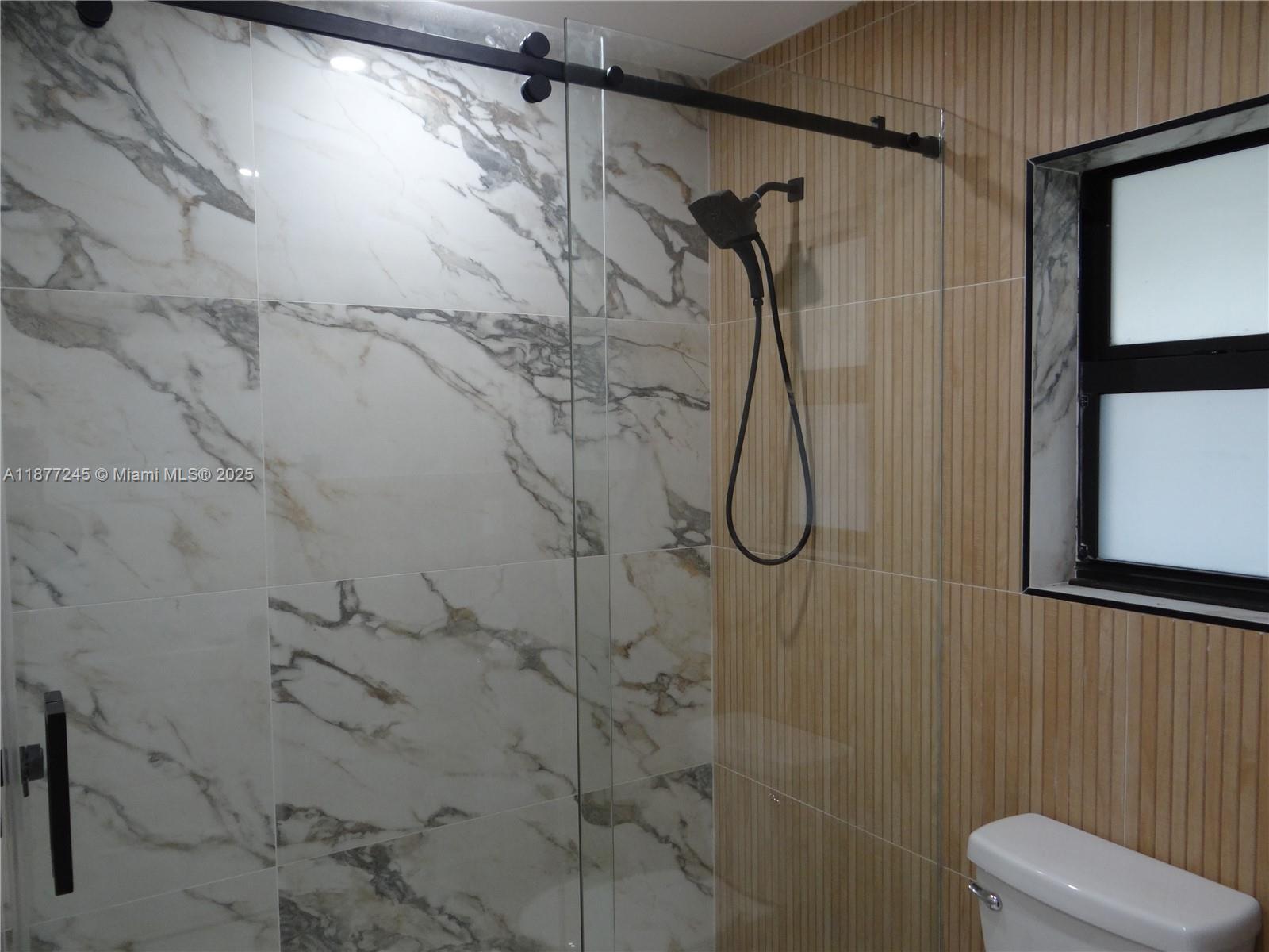 REED LAND CO - Residential Lease