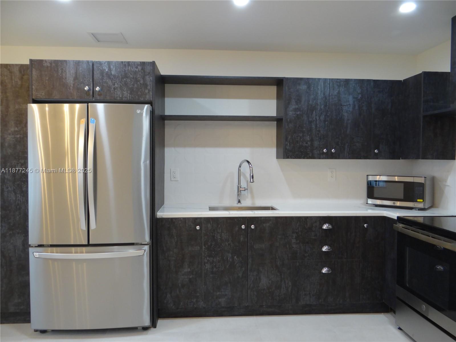 REED LAND CO - Residential Lease