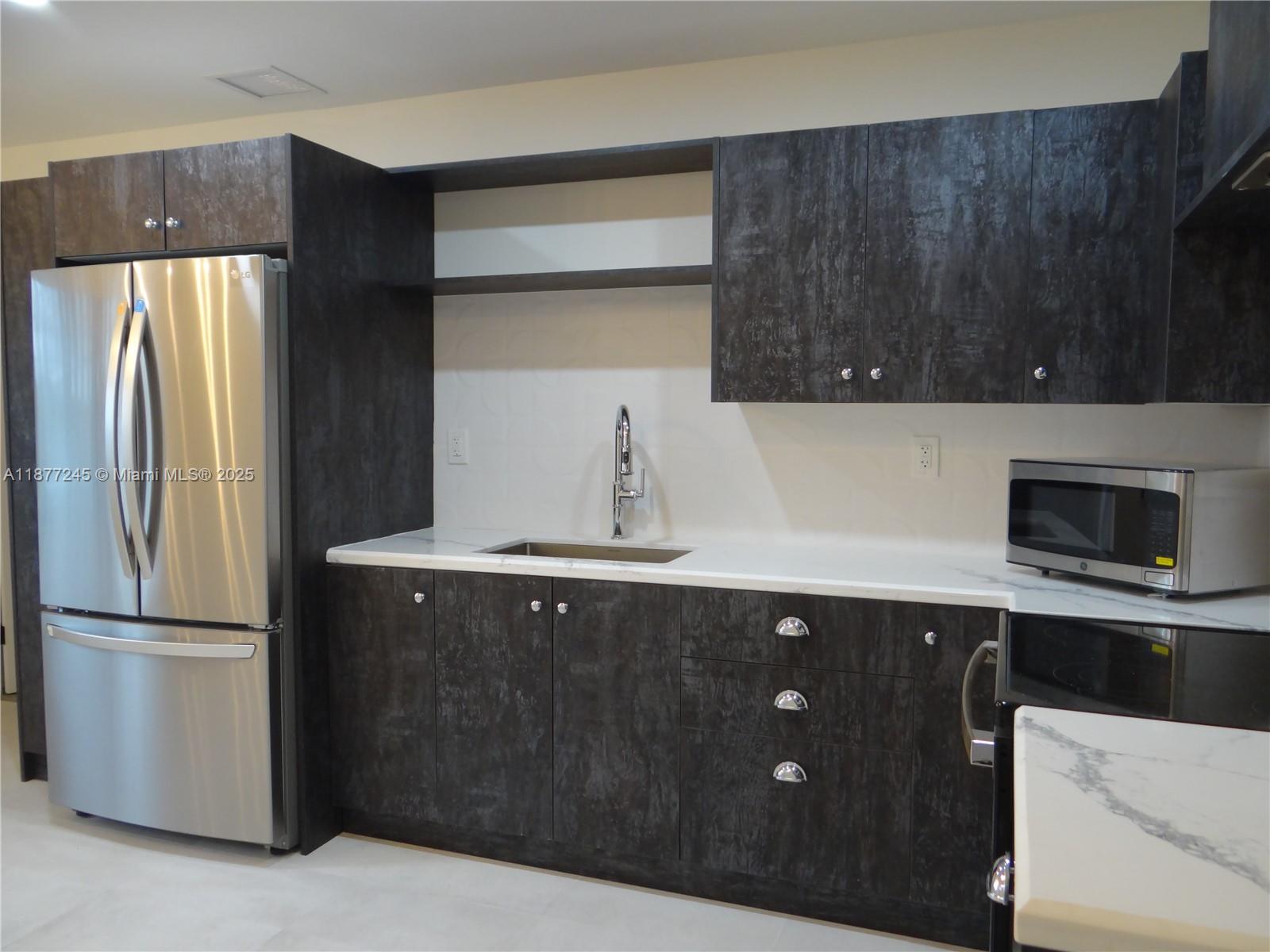 REED LAND CO - Residential Lease