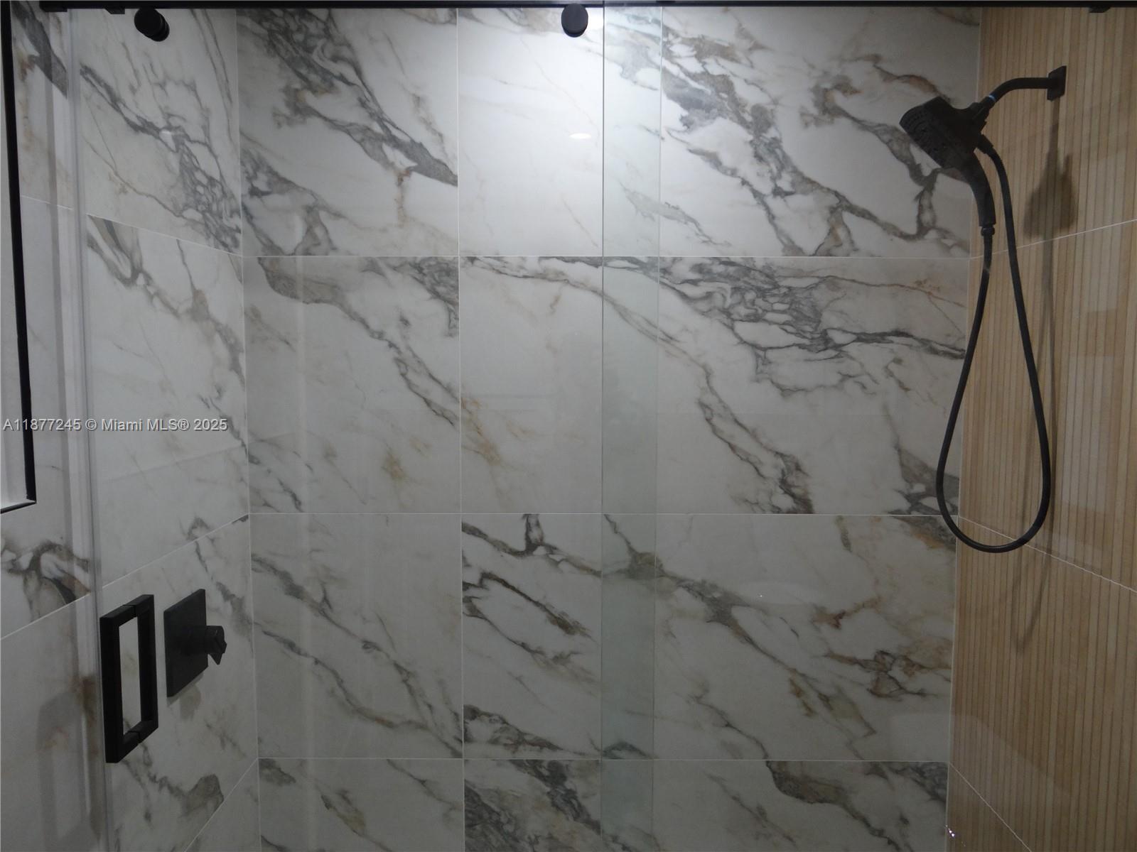 REED LAND CO - Residential Lease