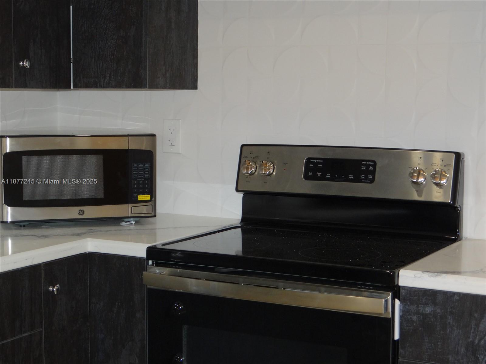 REED LAND CO - Residential Lease