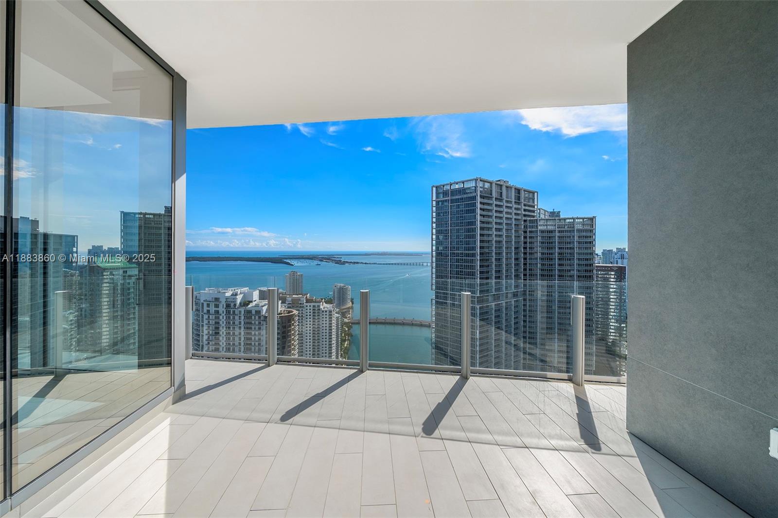 AMR 4605 - Residential Lease
