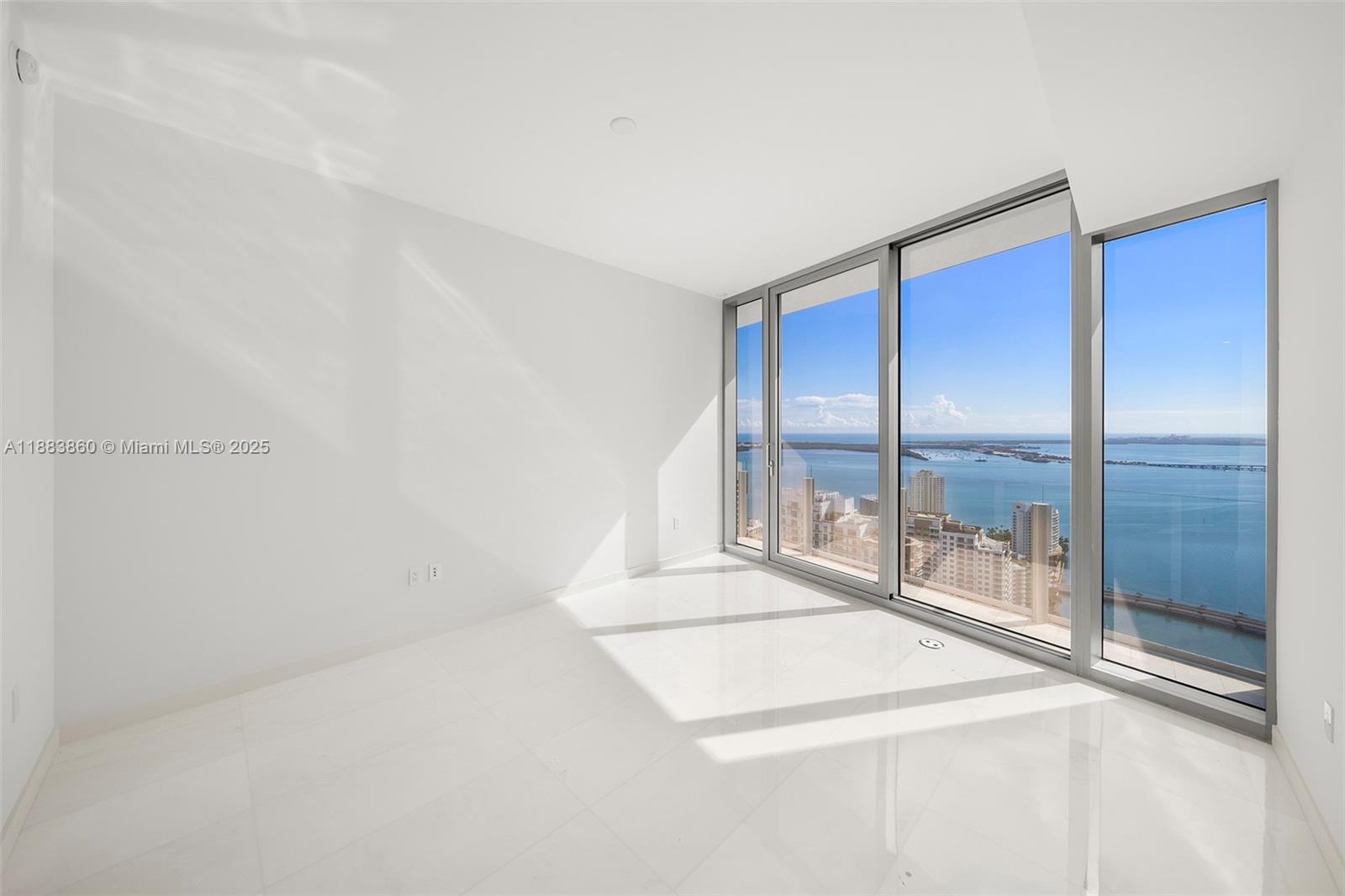 AMR 4605 - Residential Lease