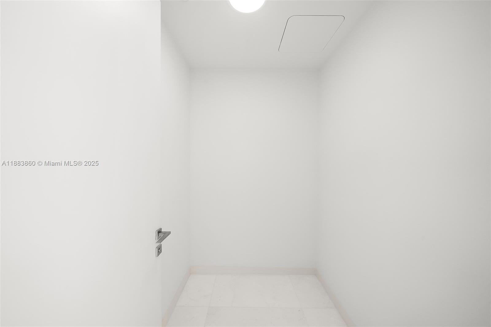 AMR 4605 - Residential Lease