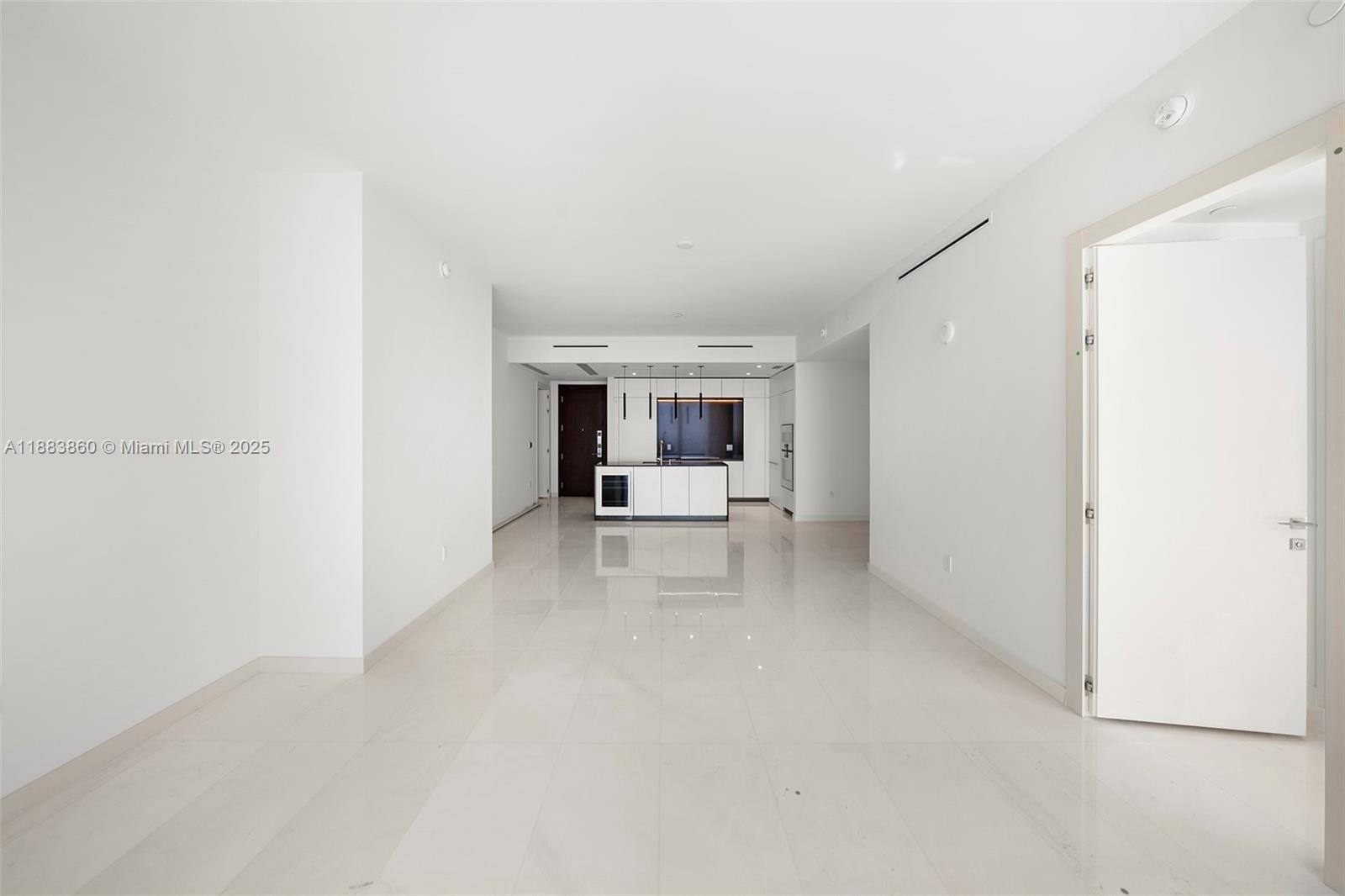 AMR 4605 - Residential Lease