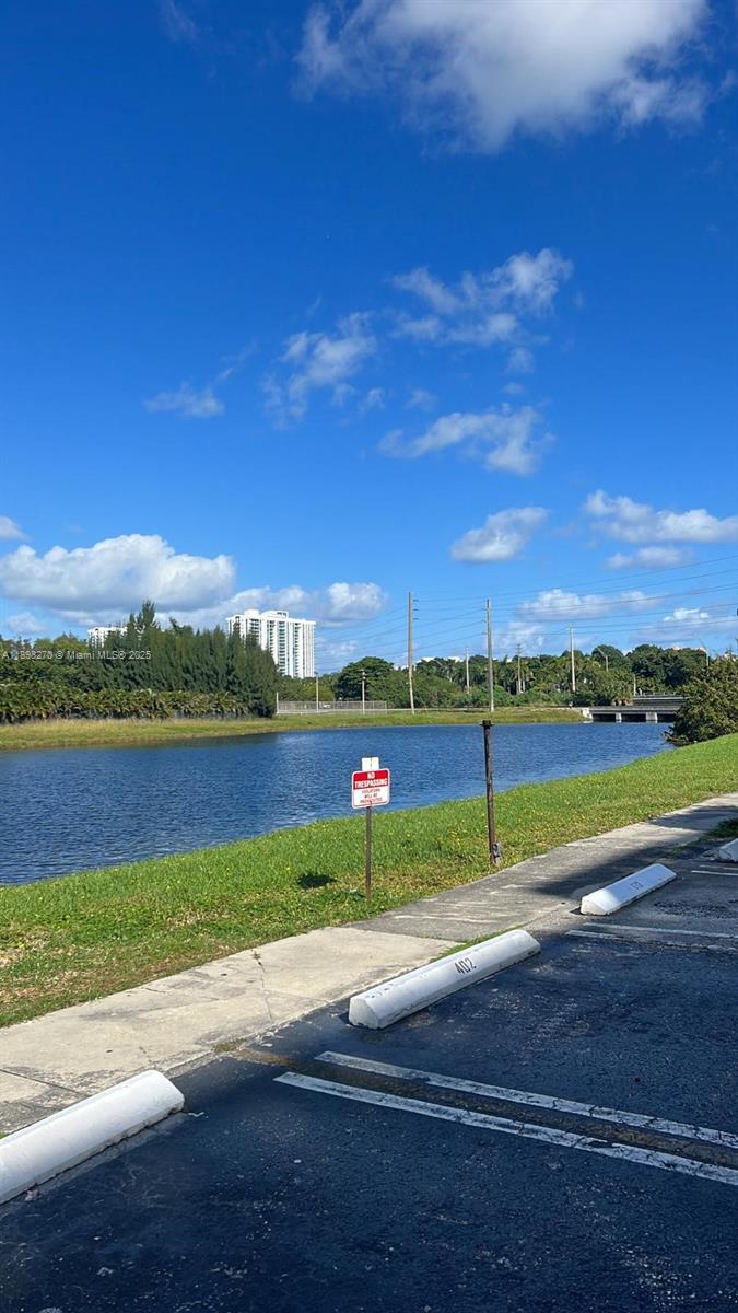 TALL TREES CONDO - Residential Lease