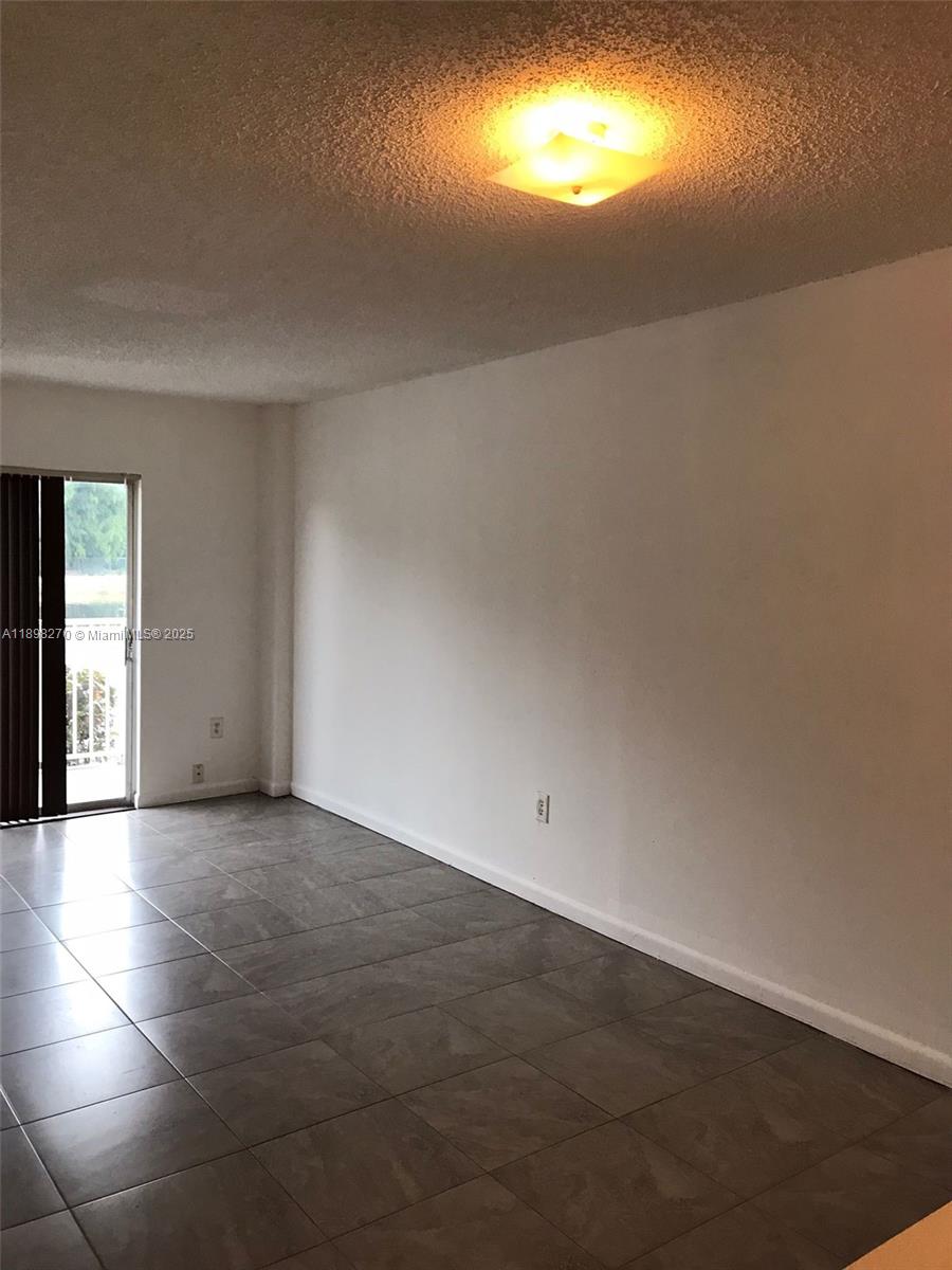 TALL TREES CONDO - Residential Lease