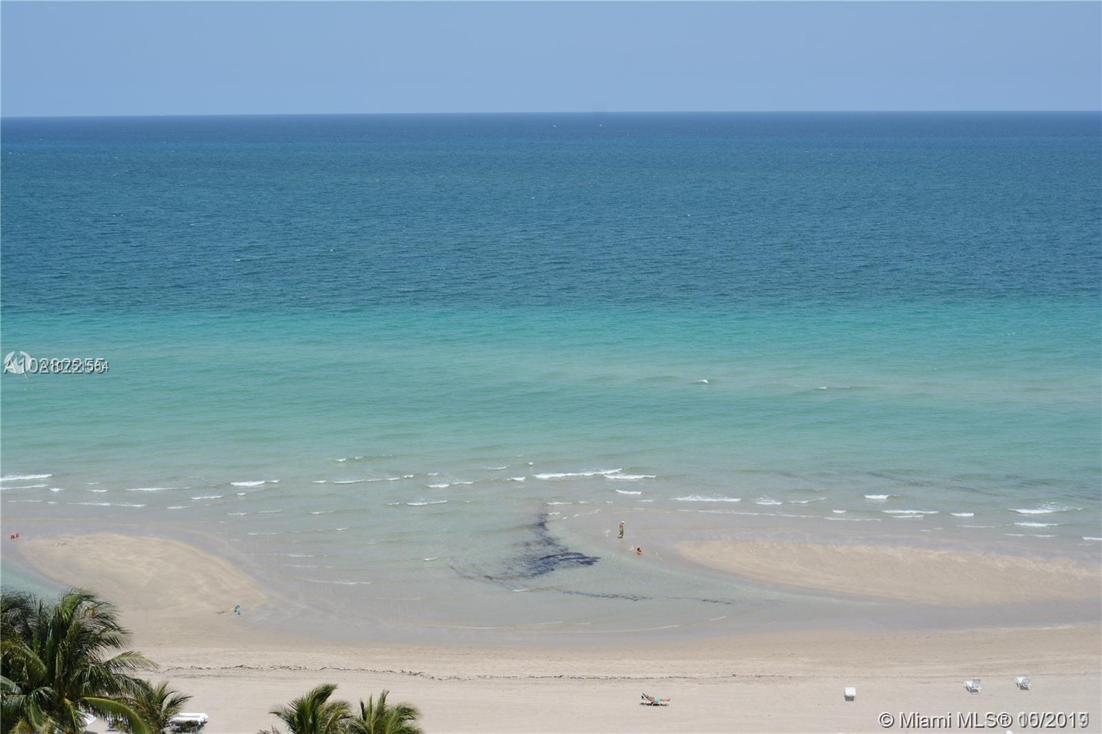 AQUARIUS CONDO - Residential