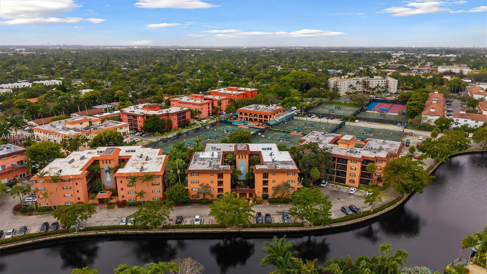 TENNIS CLUB TILDEN CONDO - Residential