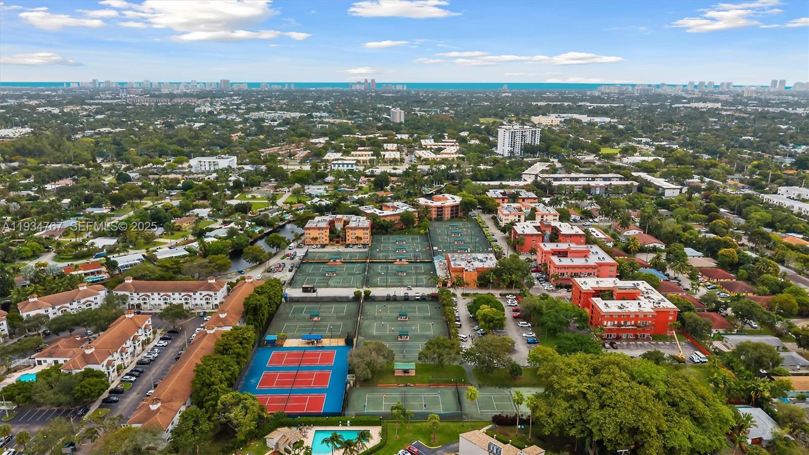 TENNIS CLUB TILDEN CONDO - Residential