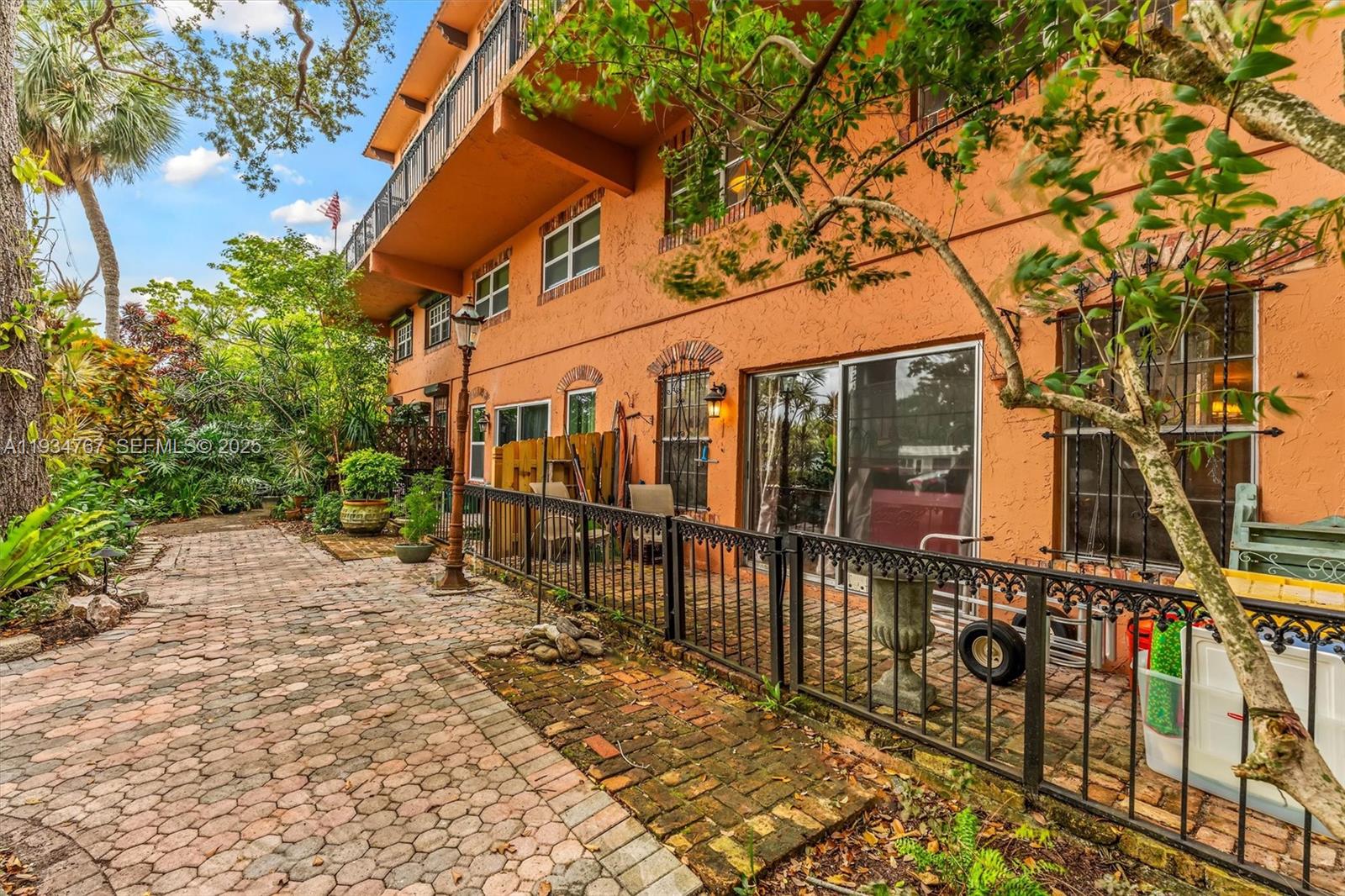 TENNIS CLUB TILDEN CONDO - Residential