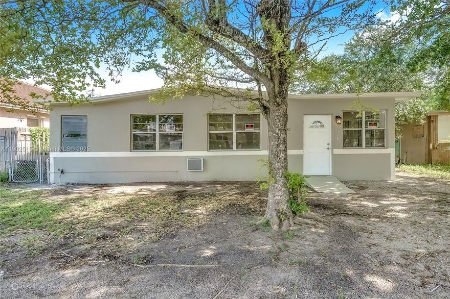 This is a cozy 3 Bedroom / 1 Bathroom Single Family Home in Washington Park, with washer & dryer, tile flooring throughout and new appliances (fridge, stove and microwave). Large backyard! Close to I95, Beaches, Schools, and Swap Shop. Fresh painted, Available NOW!   
Sitting on an oversized lot, this property offers plenty of outdoor space perfect for family cookouts, weekend gatherings, and creating lasting memories. Inside, you’ll find a comfortable layout with spacious living areas, natural light throughout, and all the essentials for everyday living.  
With fresh paint inside and out and no HOA, the approval process is quick and easy, allowing for immediate move-in. The tenant is responsible for electricity and water. The driveway can fit several cars.   Pet friendly.