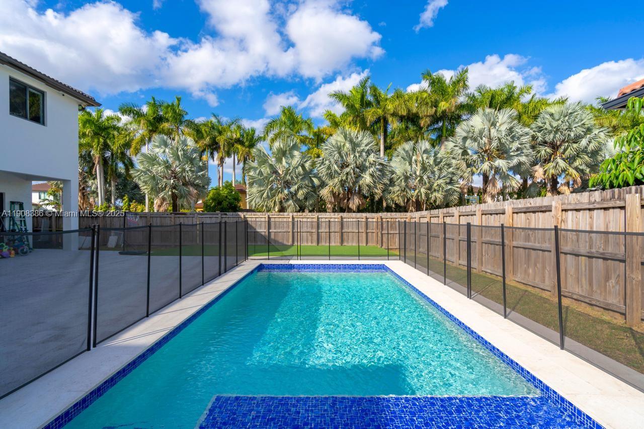 SION ESTATES - Residential