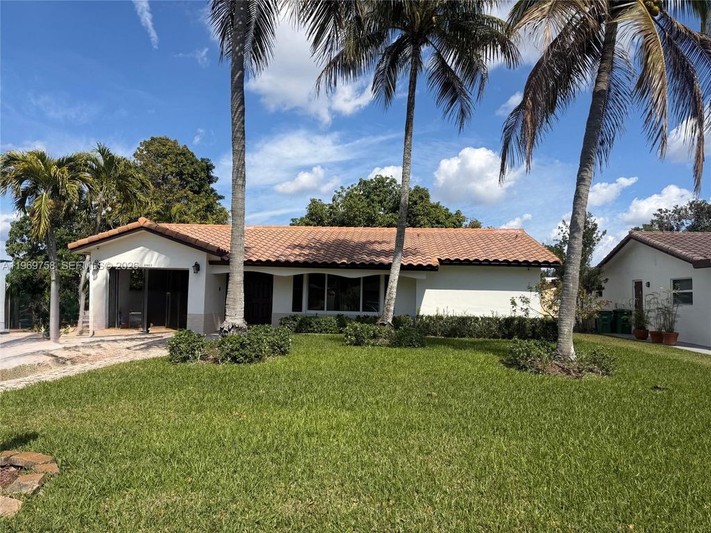 Photo of 10403 NW 80th Ct #10403, Tamarac, FL 33321 (MLS # A11969758)