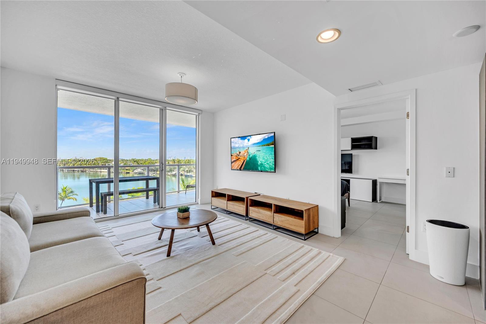 EDEN HOUSE CONDO - Residential