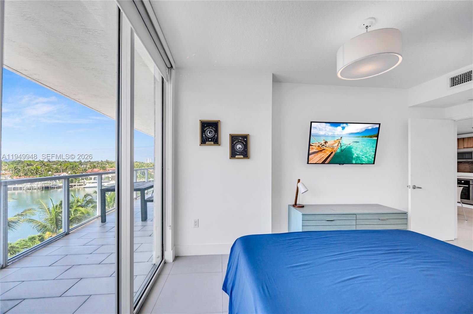 EDEN HOUSE CONDO - Residential