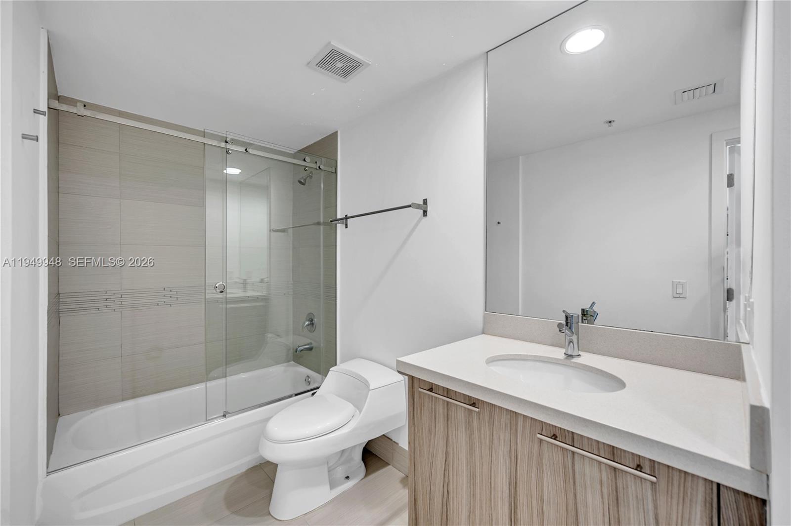 EDEN HOUSE CONDO - Residential