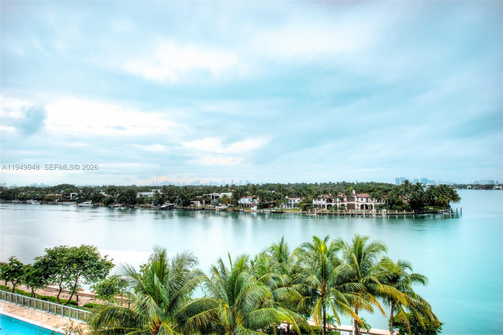 6700 Indian Creek Dr 604