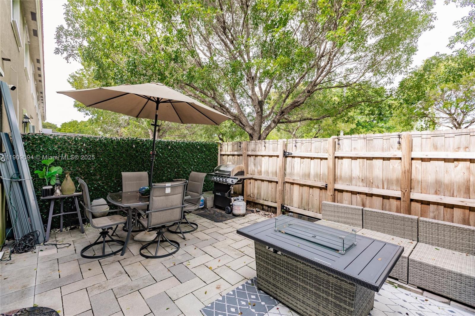 SHORES AT KEYS GATE - Residential