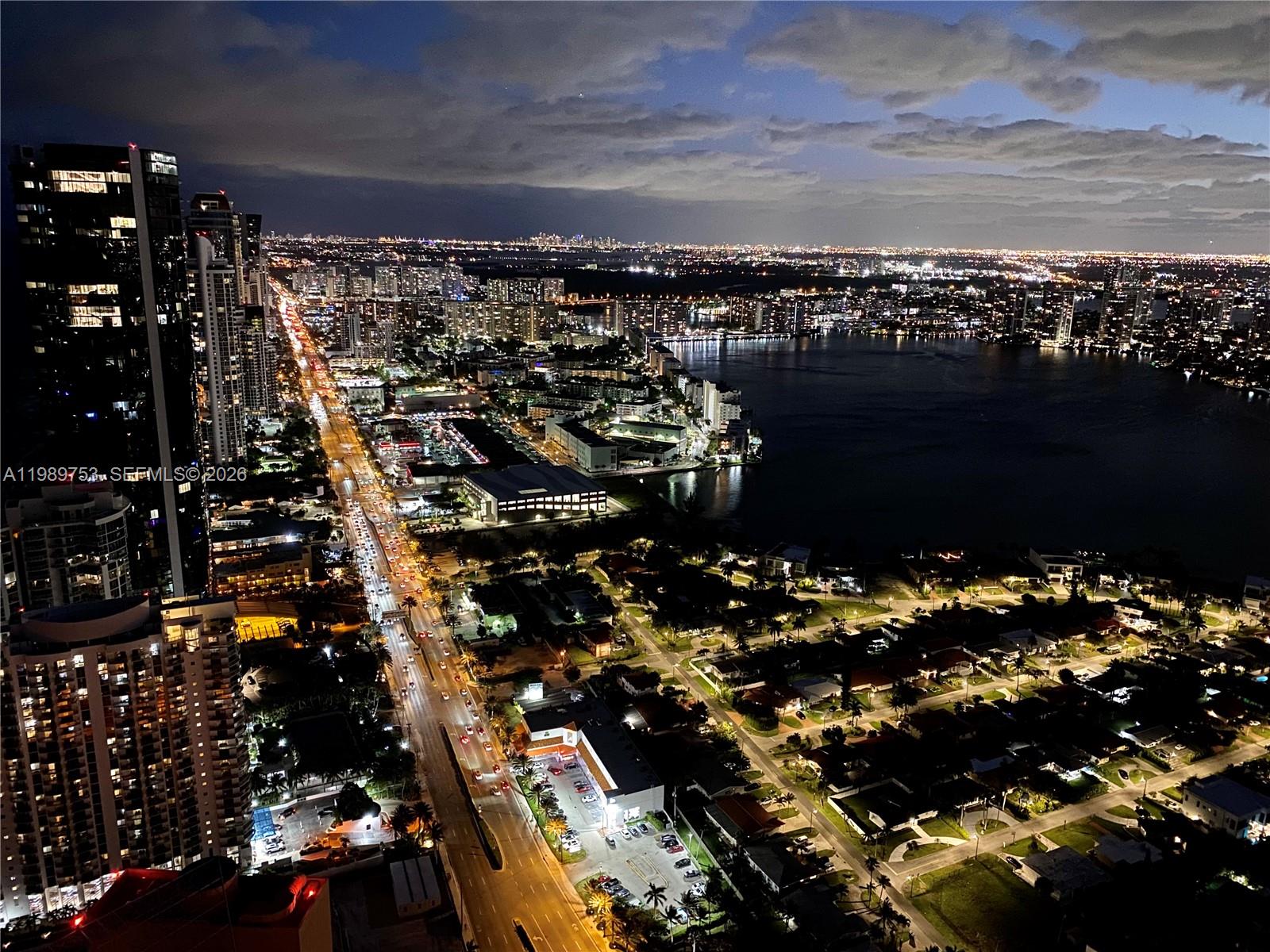 Residences by Armani/Casa - Residential