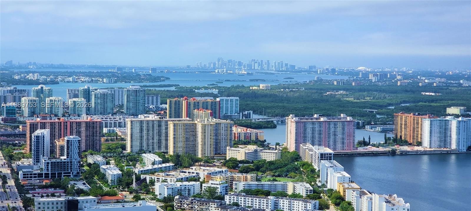 Residences by Armani/Casa - Residential