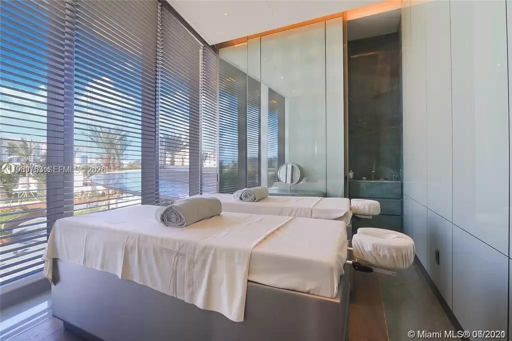 Residences by Armani/Casa - Residential