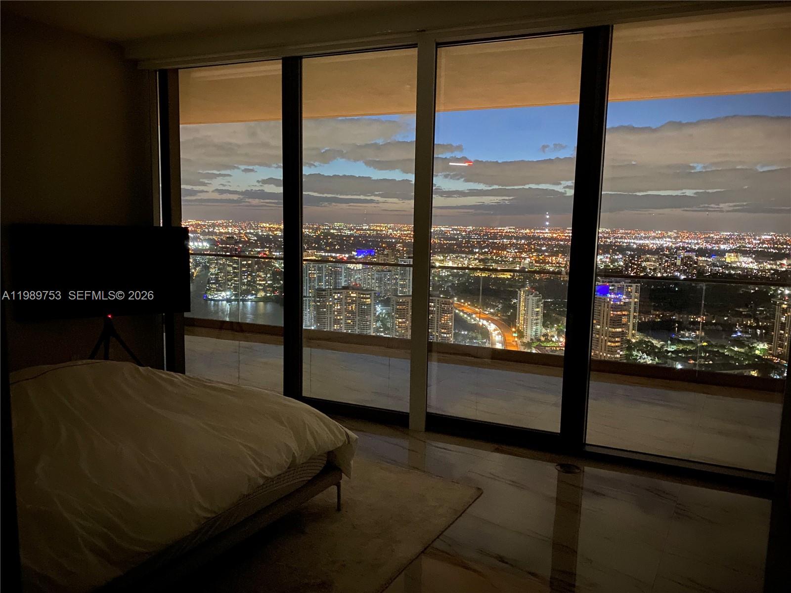 Residences by Armani/Casa - Residential