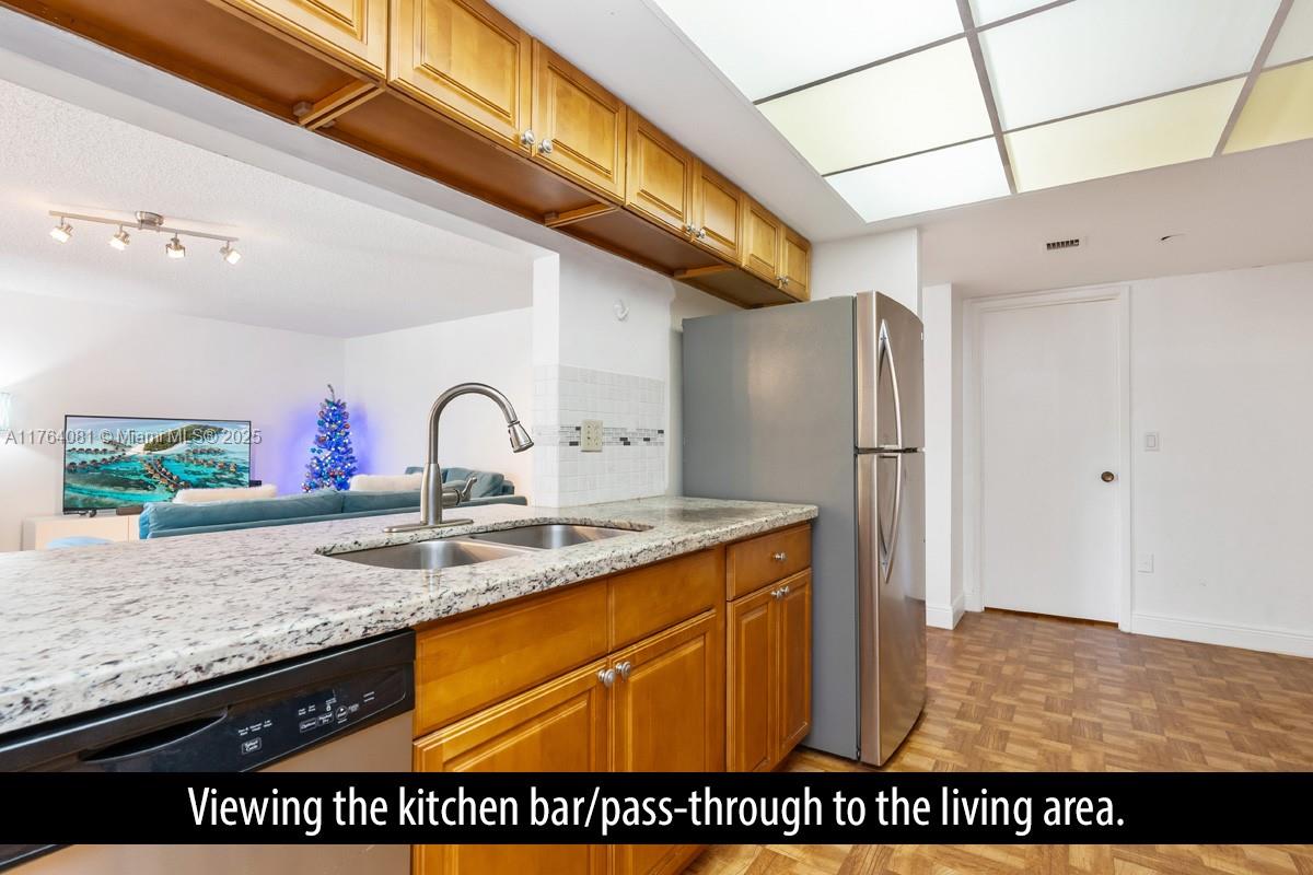 LAVERS RESORT & RACQUET - Residential