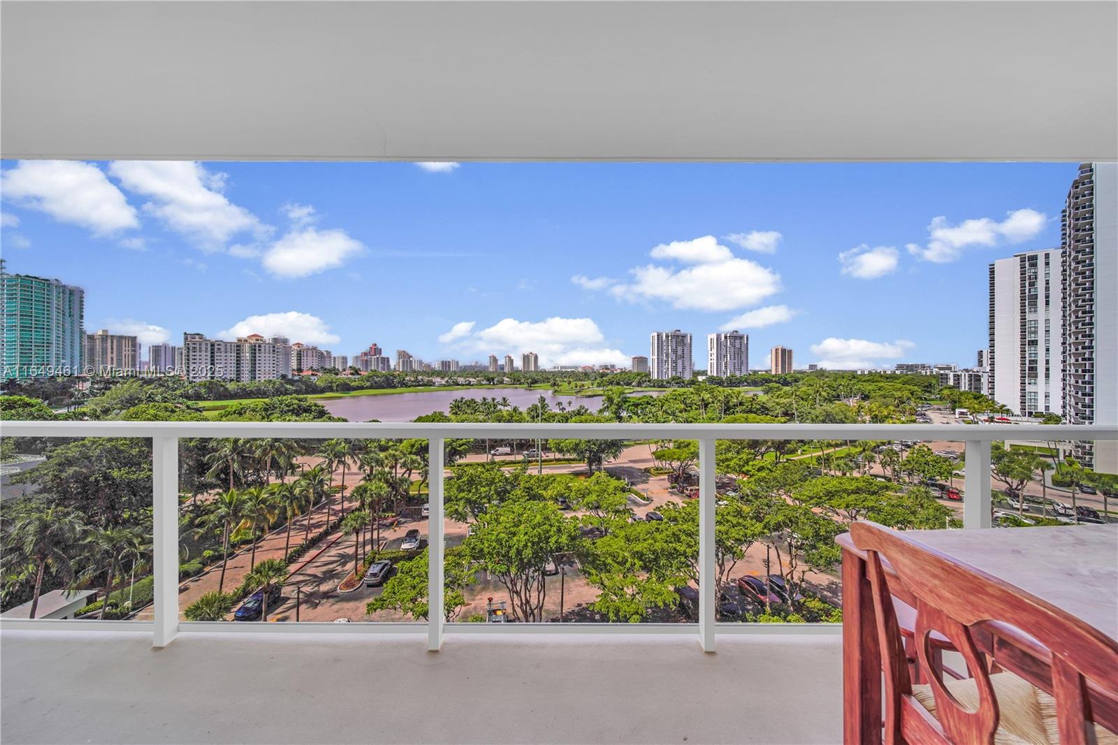 Property for Sale at 3731 N Country Club Dr 925, Aventura, Miami-Dade County, Florida - Bedrooms: 2 
Bathrooms: 2  - $325,000