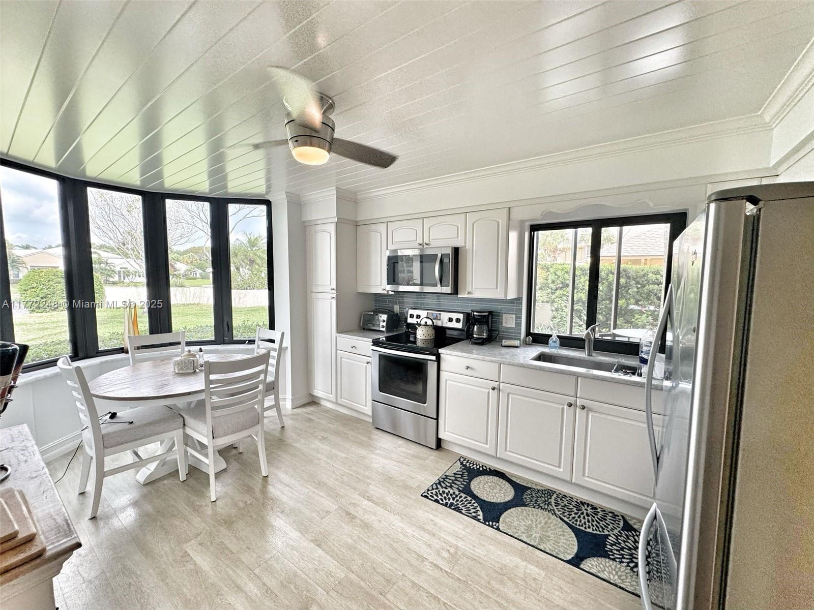 WATERBEND AT JONATHANS LA - Residential Lease