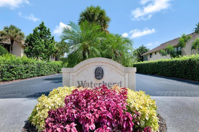 WATERBEND AT JONATHANS LA - Residential Lease