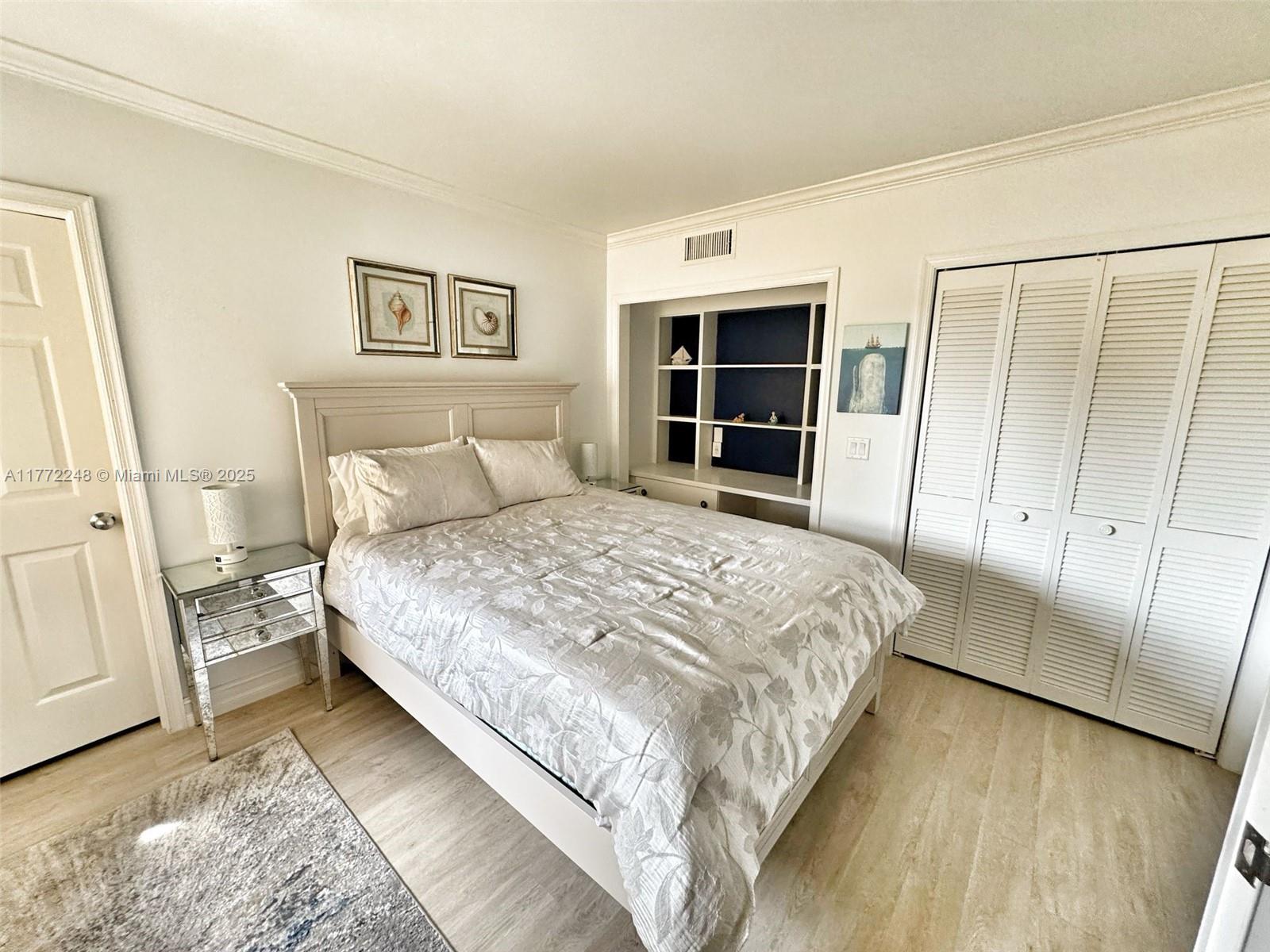 WATERBEND AT JONATHANS LA - Residential Lease