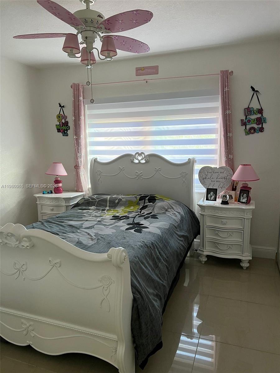 RAMBLEWOOD CONDO A - Residential Lease