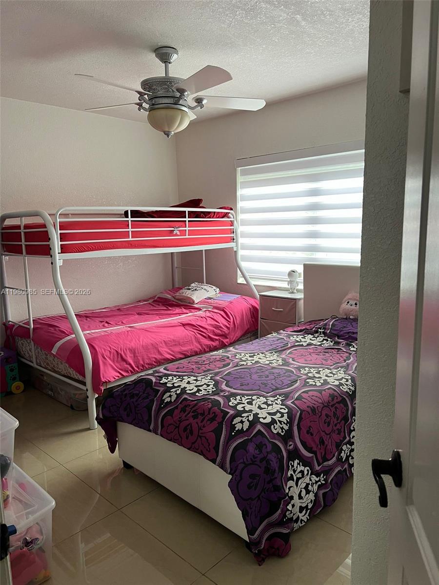 RAMBLEWOOD CONDO A - Residential Lease