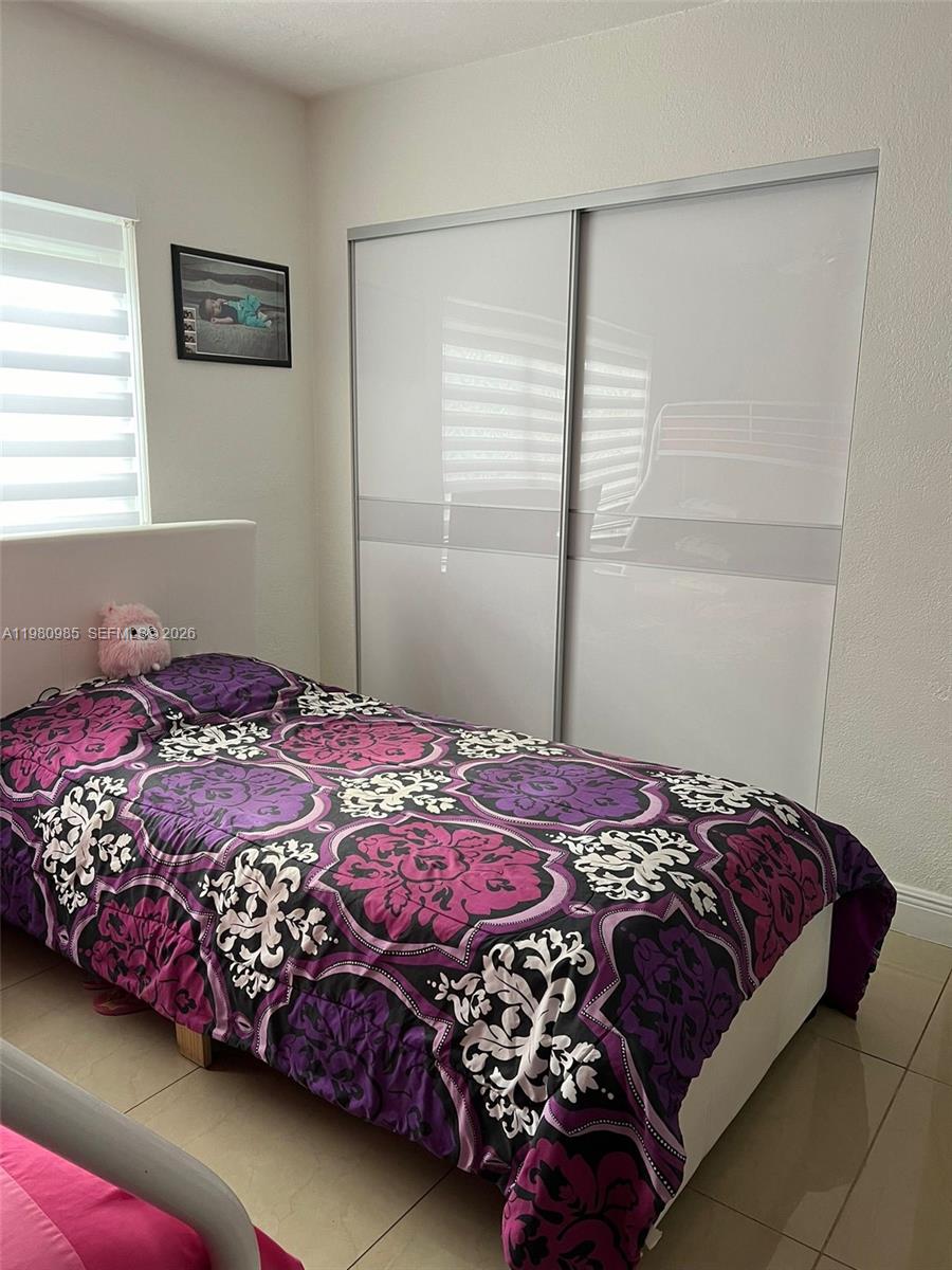 RAMBLEWOOD CONDO A - Residential Lease