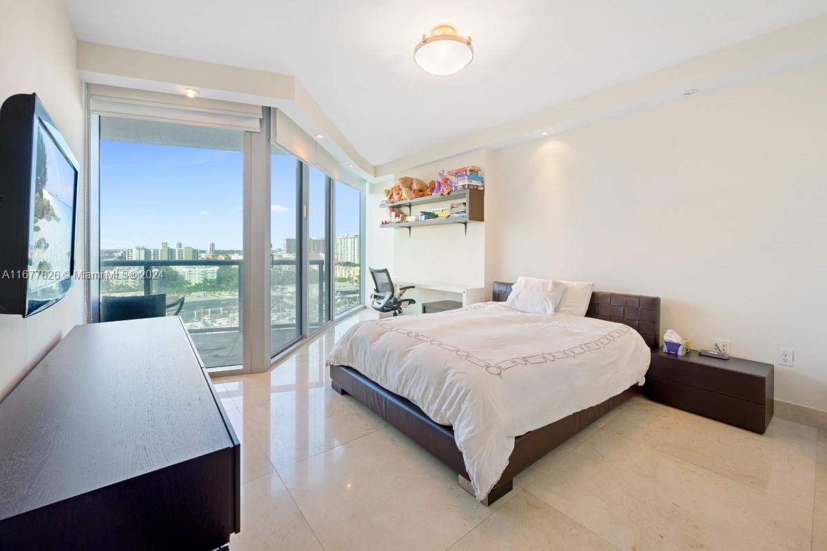 Jade Beach - Residential