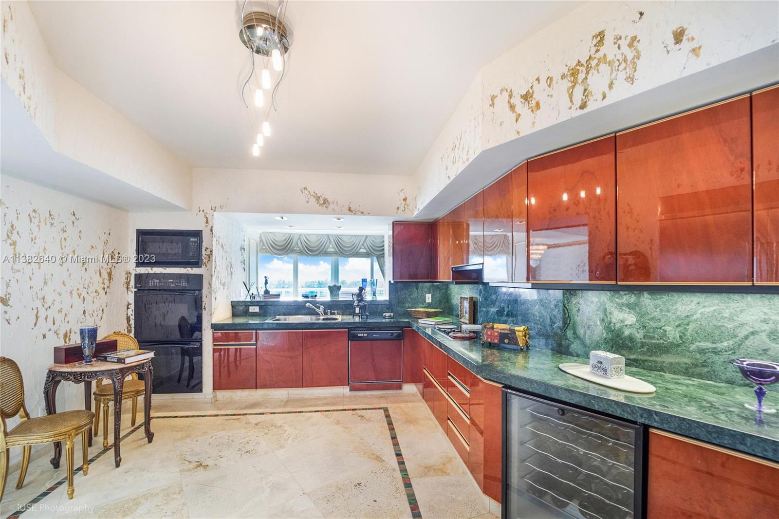 BRISTOL TOWER CONDO - Residential