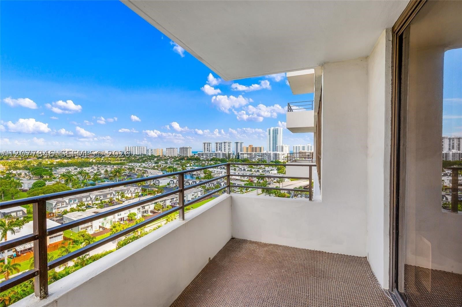 600 Three Islands Blvd 1102