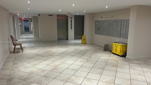 16465 NE 22nd Ave 609 North Miami Beach FL 33160