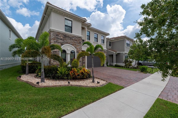 8475 NW 39TH CT, CORAL SPRINGS, FL 33065 - Image 50c08f6d79200b2dbecc0ef9889f80b2/3199472008