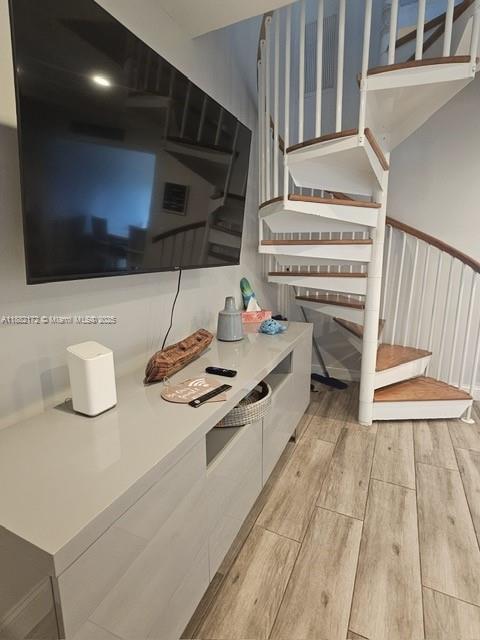 TRAVERS PLACE CONDO - Residential