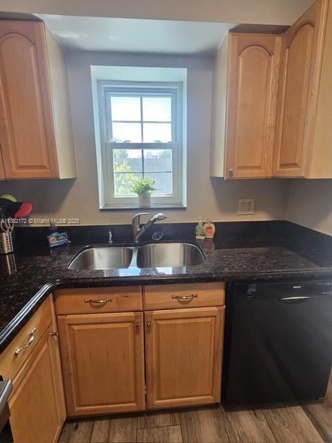 TRAVERS PLACE CONDO - Residential