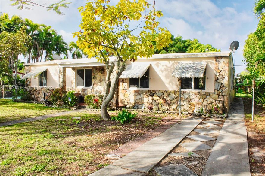 3/2 Spacious single family home right in highly sought out area.  Property has detached garage that can be converted to an apartment in the future. Oversized lot. Spacious side entrance with huge yard with plenty of food trees. Impact windows and doors in the majority of the house. Plenty of square feet to expand in the future and nice open floor plan. TONS OF POTENTIAL!

SHOWINGS CHANGED FROM MACH 19 TO MARCH 26!!!!! READ....SHOWINGS WILL BEGIN MARCH 26 SATURDAY OPEN HOUSE 11AM-1PM...NO EXCEPTIONS! NO CALLS OR TEXTS PLEASE....PER SELLER OPEN HOUSE IS MARCH 26 11AM-1PM