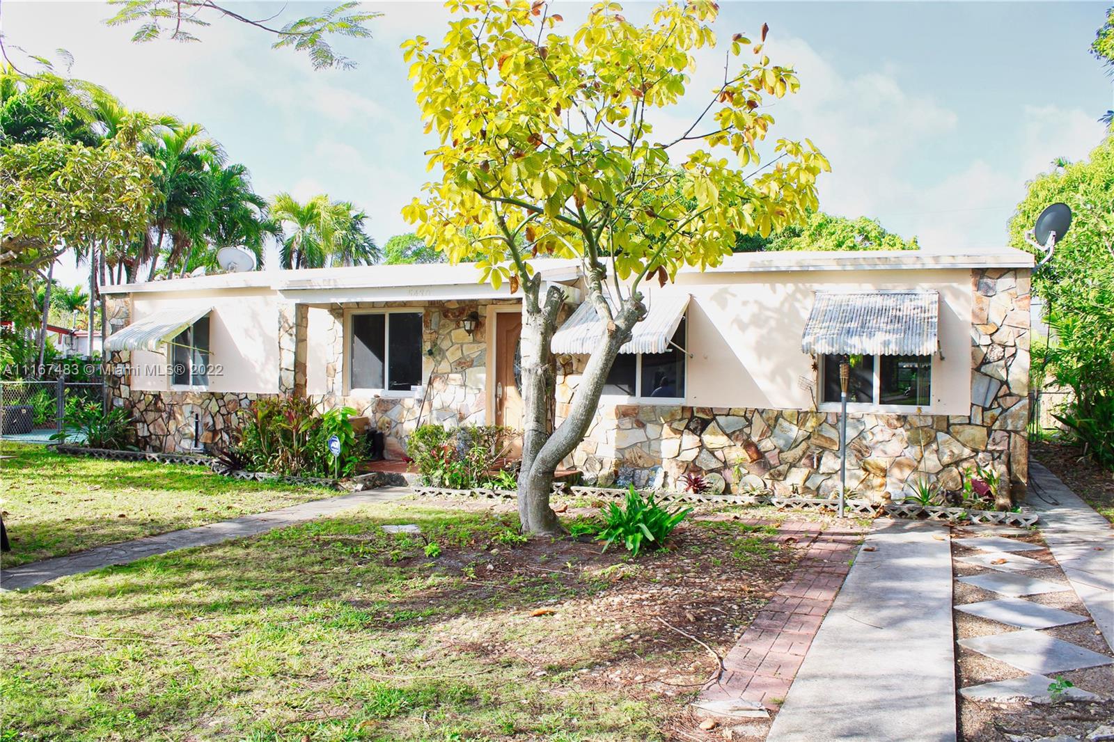 TROPICAL ESTATES 1ST ADDN - Residential