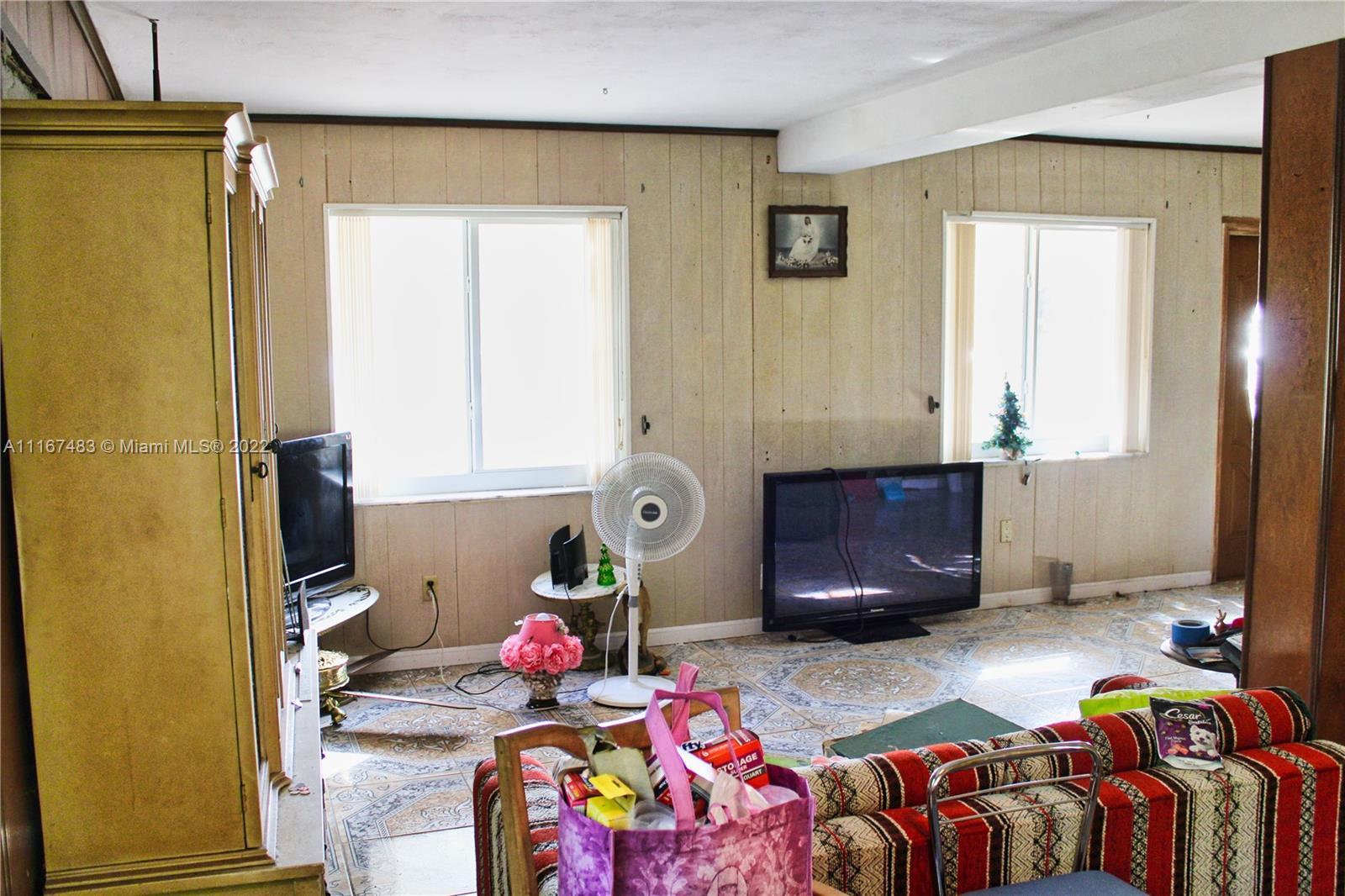 TROPICAL ESTATES 1ST ADDN - Residential