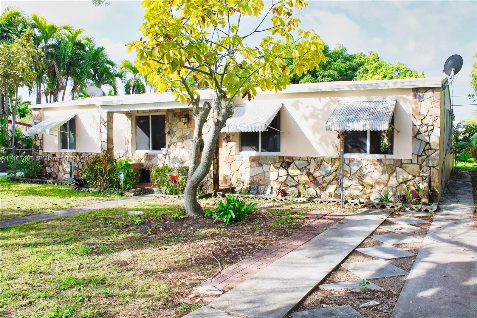 TROPICAL ESTATES 1ST ADDN - Residential