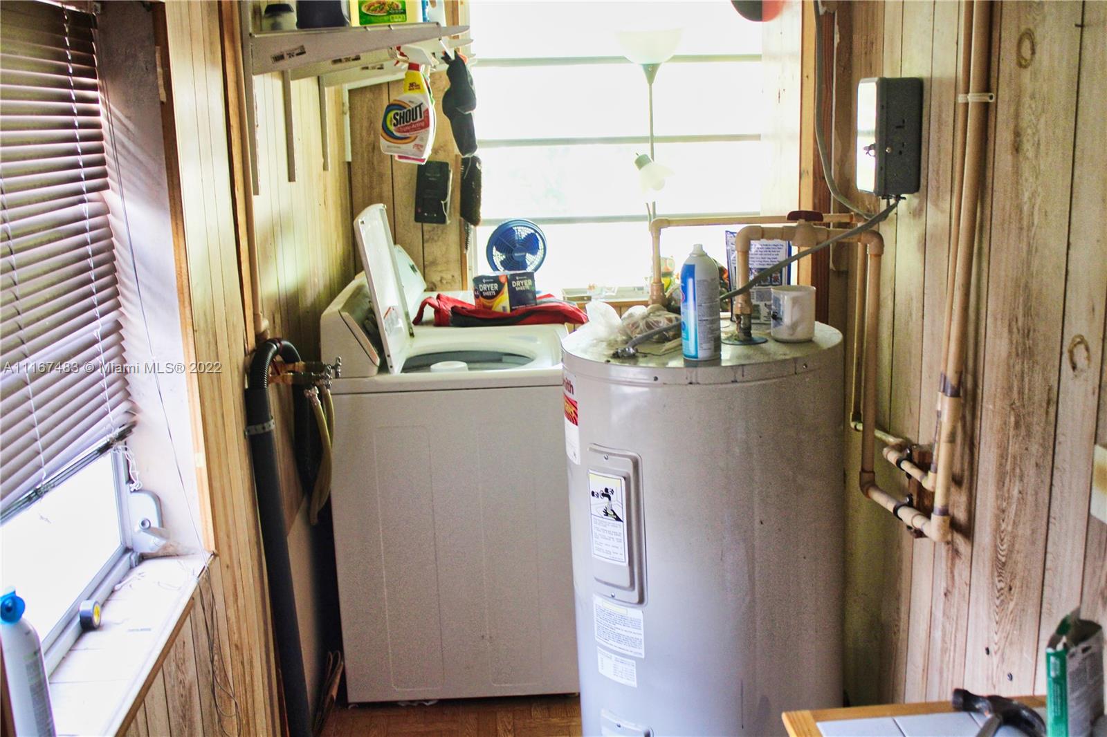 TROPICAL ESTATES 1ST ADDN - Residential