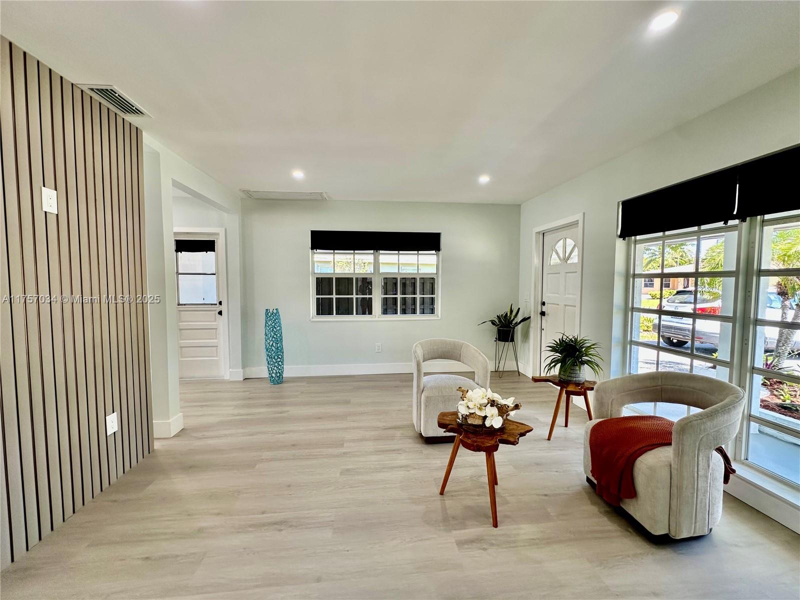 Property for Sale at 4861 Ne 8th Ave, Oakland Park, Miami-Dade County, Florida - Bedrooms: 3 
Bathrooms: 2  - $569,000