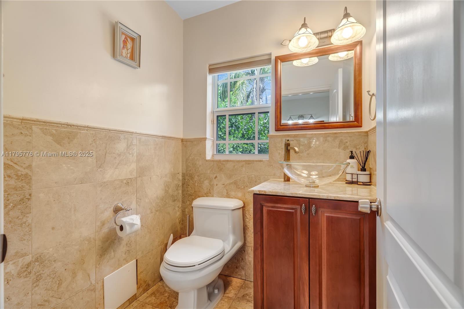 TROPICAL ESTATES 1ST ADDN - Residential
