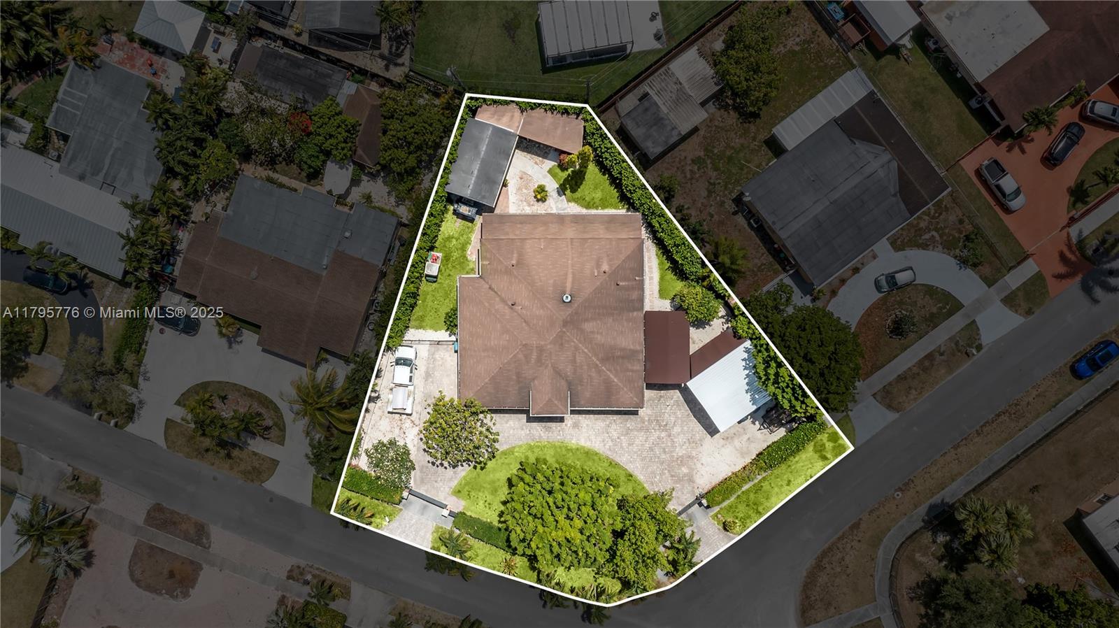 TROPICAL ESTATES 1ST ADDN - Residential
